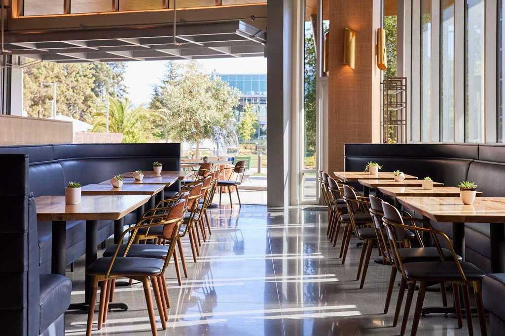 The Ameswell Hotel Mountain View Restaurant foto